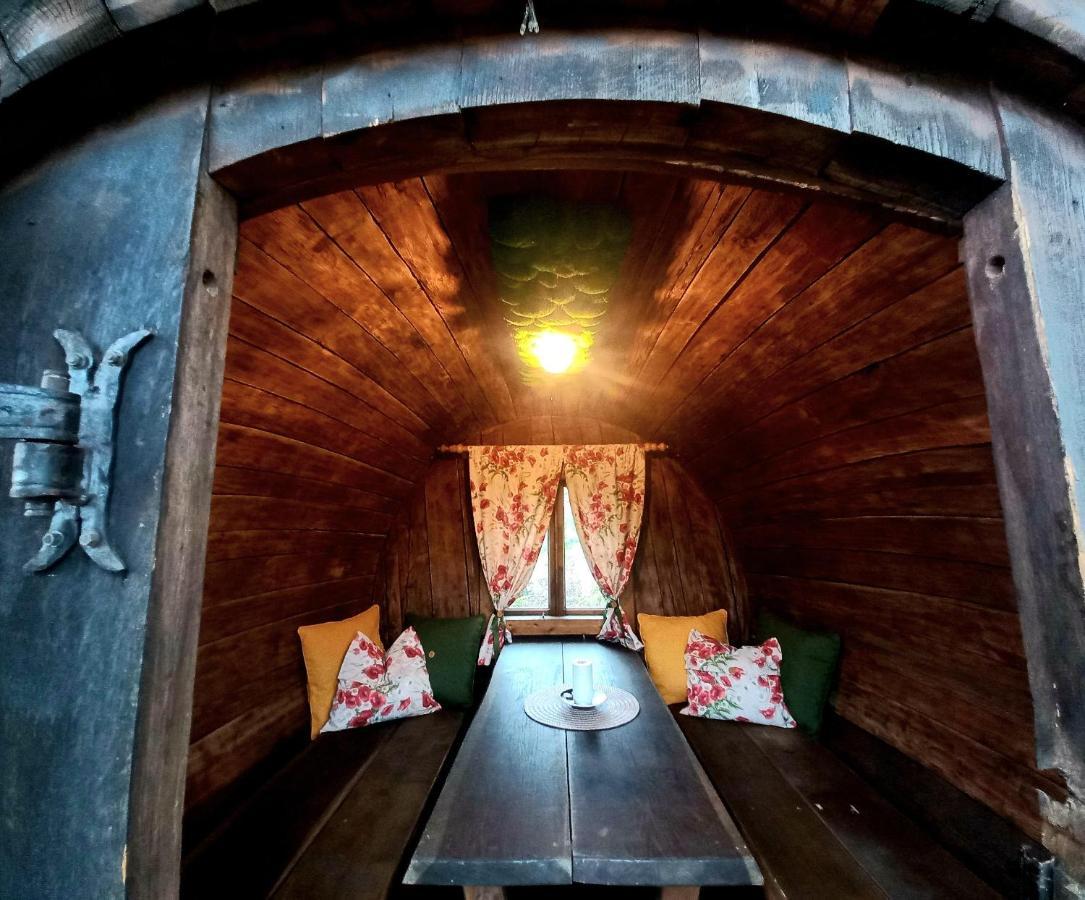 Ferienhaus Kaerntnergmiat Feldkirchen in Kärnten エクステリア 写真